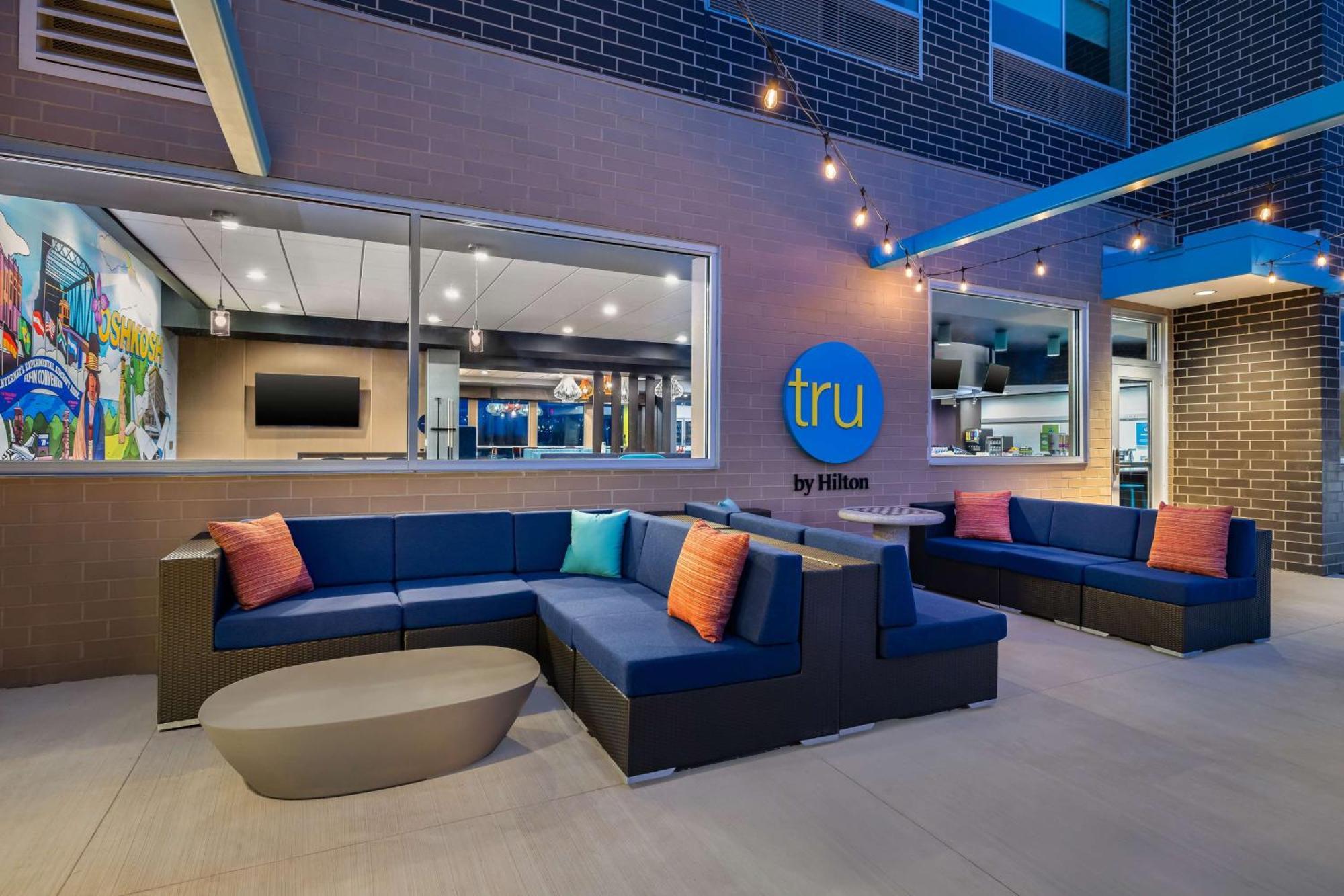 Tru By Hilton Oshkosh Exterior foto