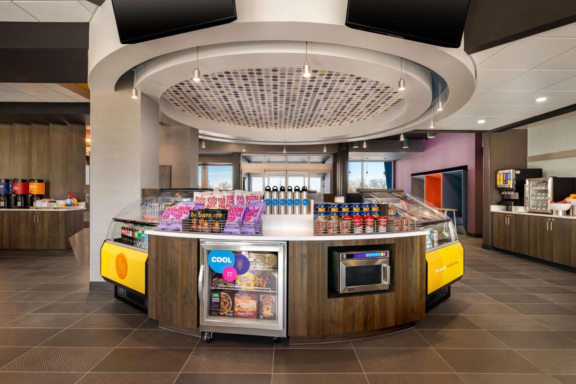 Tru By Hilton Oshkosh Exterior foto